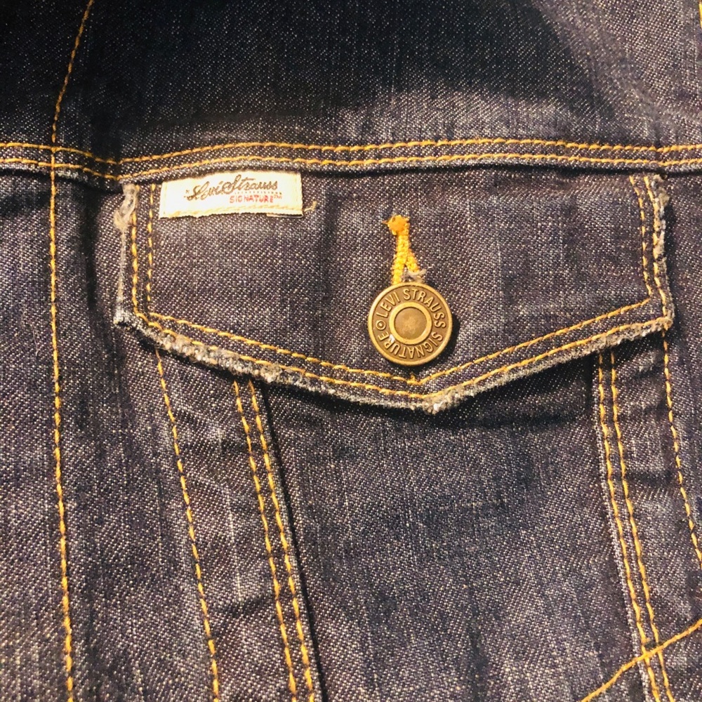 Levi’s blue jean jacket - Picture 8 of 9